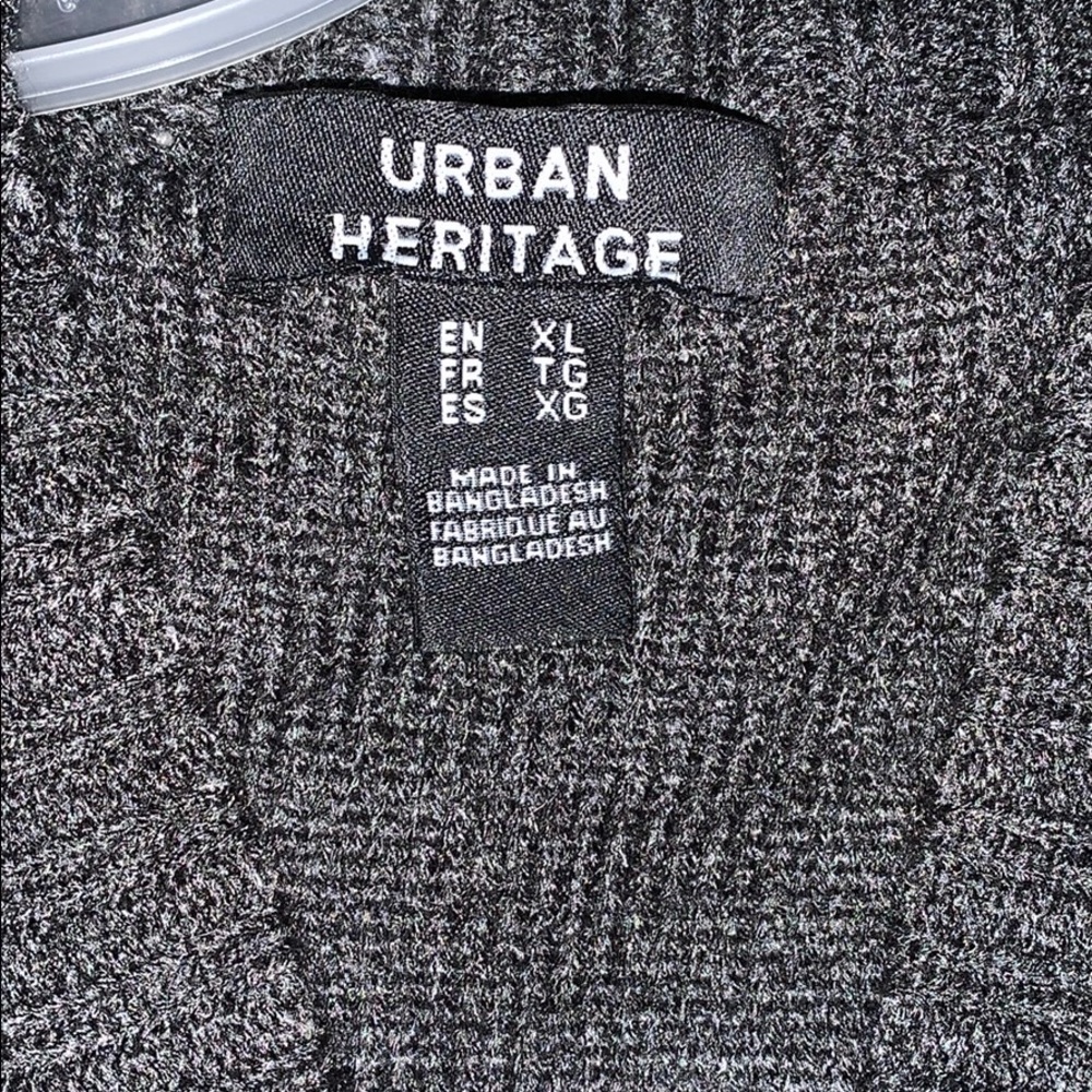 Cardigan - Picture 2 of 3